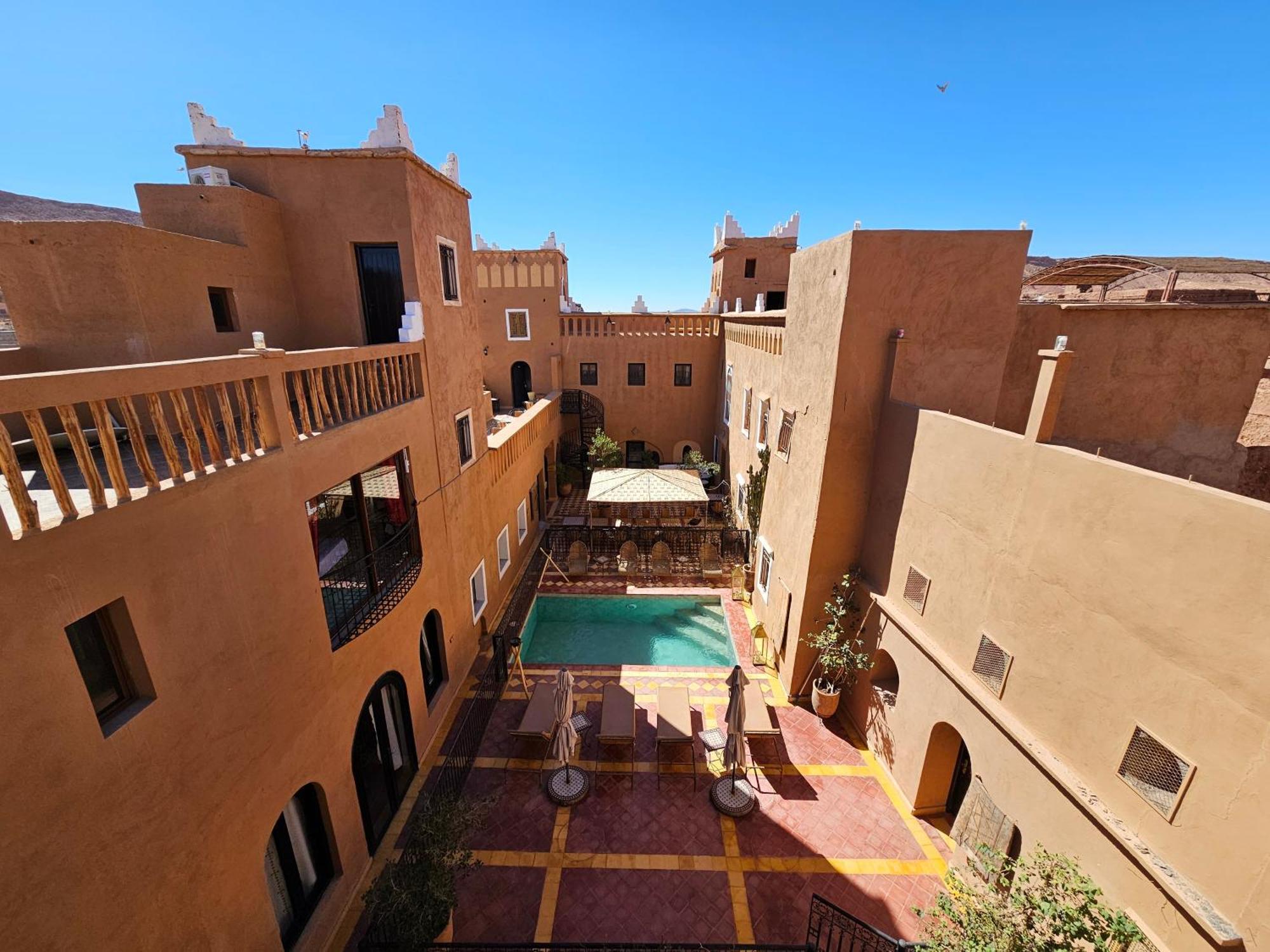 Kasbah La Cigogne Bed & Breakfast Аит Бен Хаду Екстериор снимка