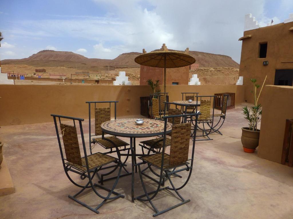 Kasbah La Cigogne Bed & Breakfast Аит Бен Хаду Екстериор снимка